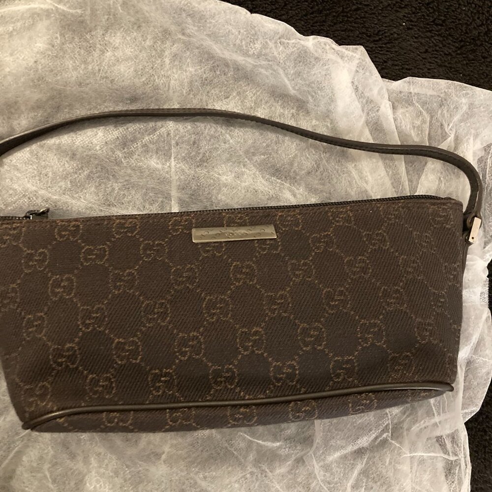 ⭐️ Authentic⭐️ Gucci GG Monogram Dark Brown Canvas & Leather Pochette Bag - Picture 4 of 10